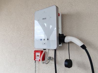 Wallbox SolaX — nabíječka pro elektromobil